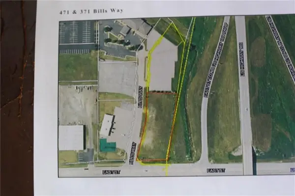 371 & 471 Bills Way ST, Iola, KS 66749