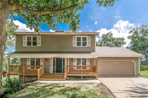 4721 E 138th TER, Grandview, MO 64030