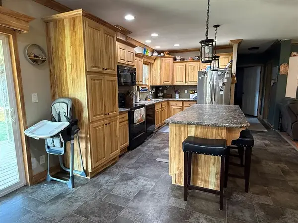 207 N Jefferson ST, Oregon, MO 64473