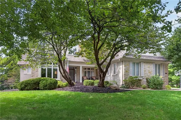 14800 Outlook ST, Overland Park, KS 66223