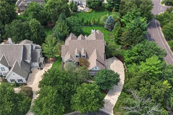 14800 Outlook ST, Overland Park, KS 66223