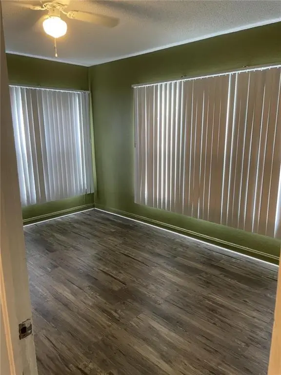1107 Nelson ST, Webb City, MO 64870
