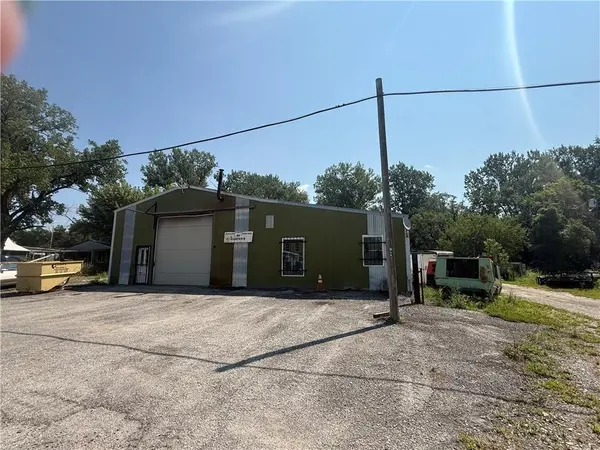 117 HACKBERRY ST, Amazonia, MO 64421