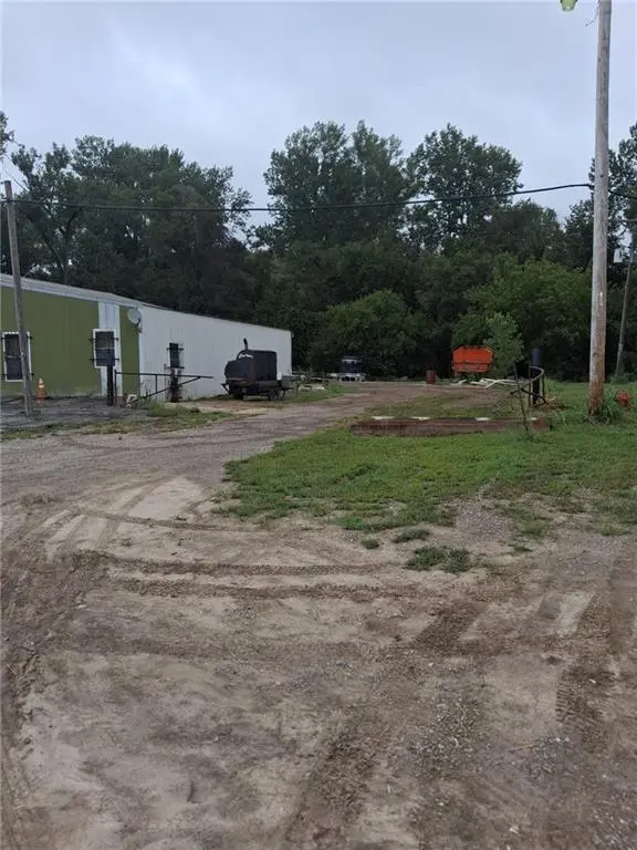 117 HACKBERRY ST, Amazonia, MO 64421
