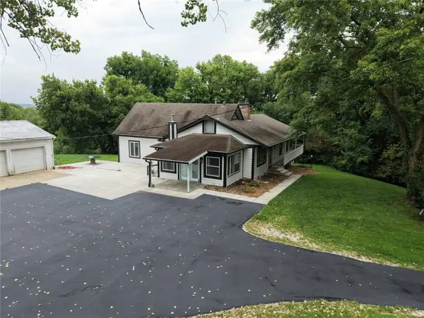 9800 Hutton RD, Kansas City, KS 66109
