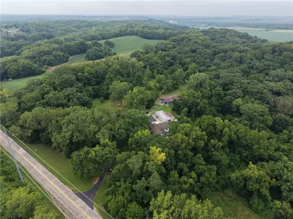 9800 Hutton RD, Kansas City, KS 66109