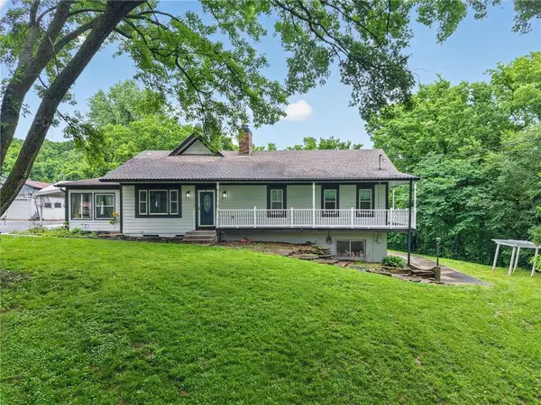 9800 Hutton RD, Kansas City, KS 66109