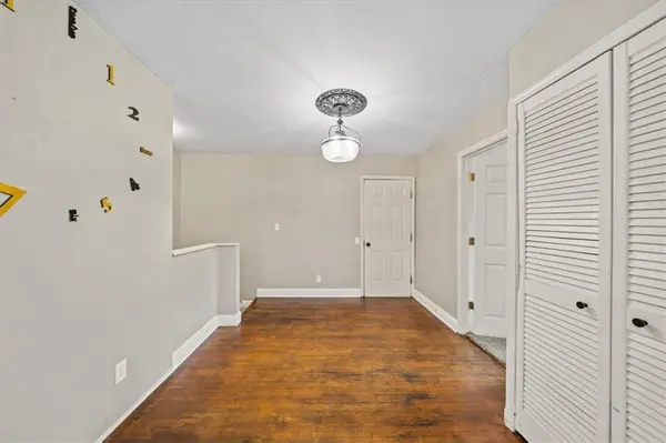 10905 E 47th ST, Kansas City, MO 64133