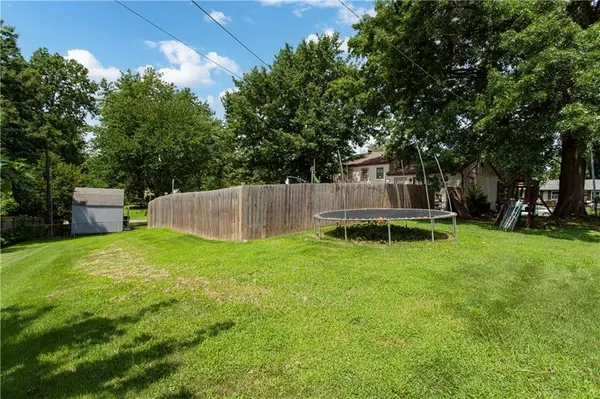 16409 E 31st TER #S, Independence, MO 64055