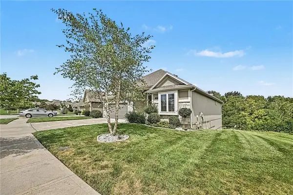 11031 N Euclid AVE, Kansas City, MO 64155