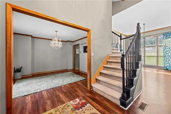 2389 NW Summerfield DR, Lee's Summit, MO 64081