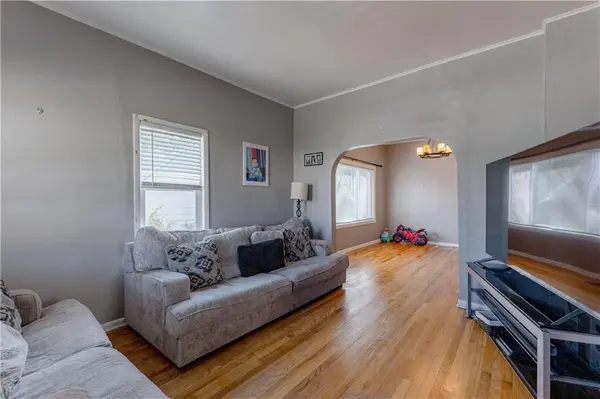 276 S Coy ST, Kansas City, KS 66101