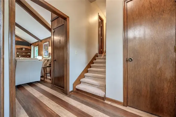 11917 W 49th TER, Shawnee, KS 66216