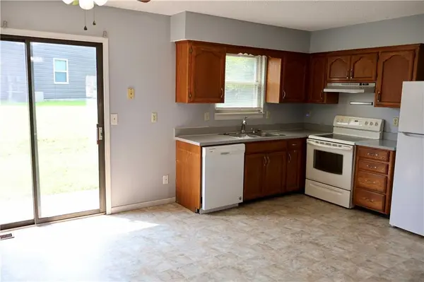 700 B Cedar DR, Warrensburg, MO 64093