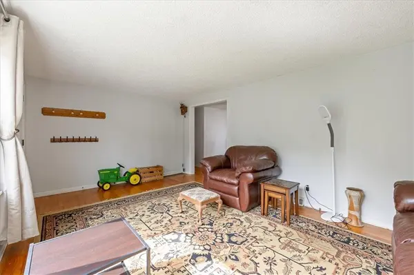 6322 Lowell AVE, Merriam, KS 66202
