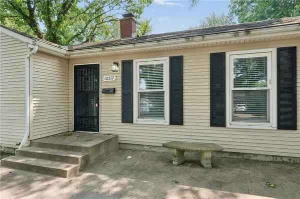 10517 E 25th TER #S, Independence, MO 64052
