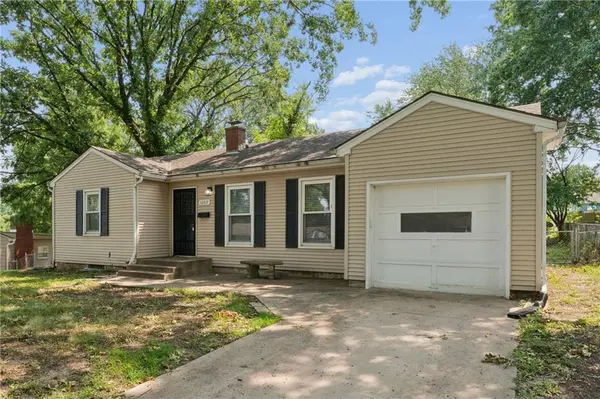 10517 E 25th TER #S, Independence, MO 64052