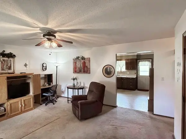 417 S Belisle ST, El Dorado Springs, MO 64744