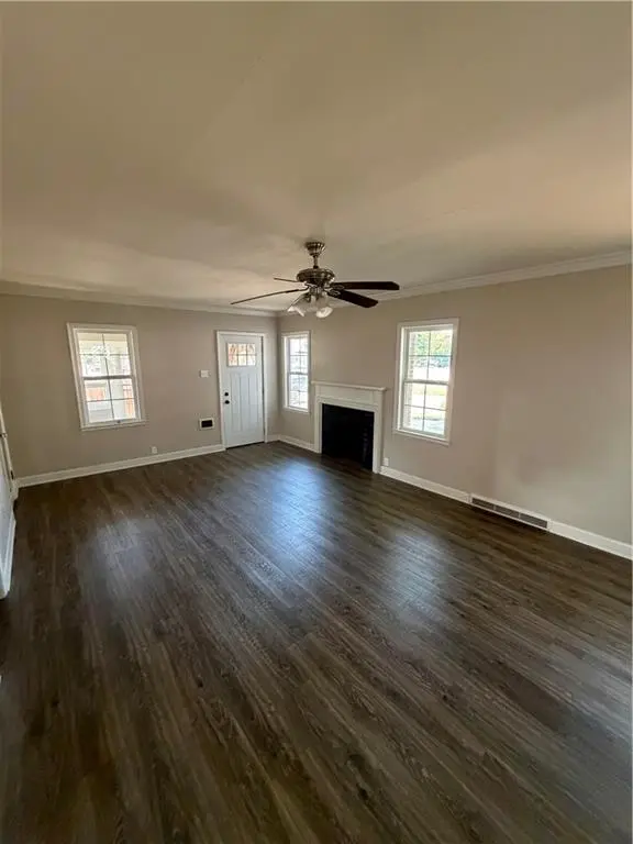 105 N 27 ST, Parsons, KS 67357