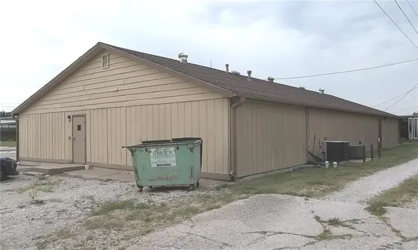 501 N State ST, Iola, KS 66749