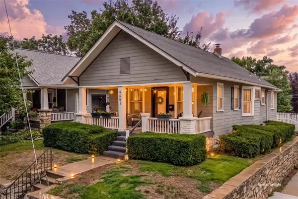 4651 Terrace ST, Kansas City, MO 64112
