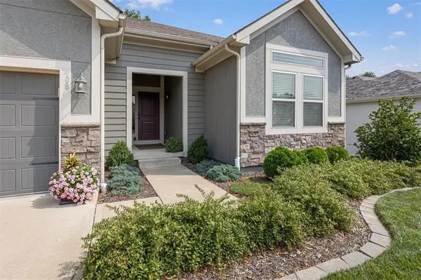 408 Lee DR, Kearney, MO 64060