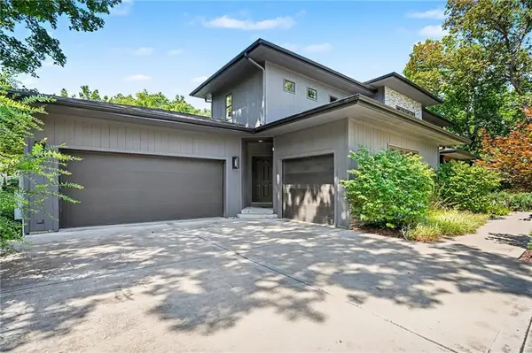 4718 N Mulberry CT, Kansas City, MO 64116