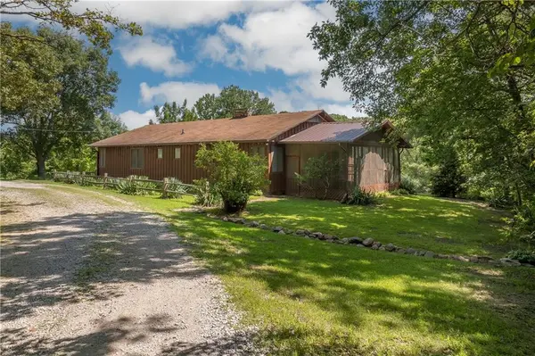 9929 SE State Route A HWY, St Joseph, MO 64507