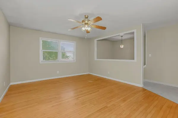 504 E Osage ST, Paola, KS 66071