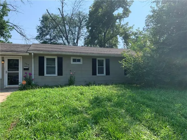 7719 E 51st ST, Kansas City, MO 64129