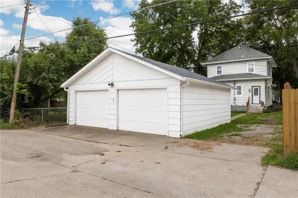 2629 Faraon ST, St Joseph, MO 64501