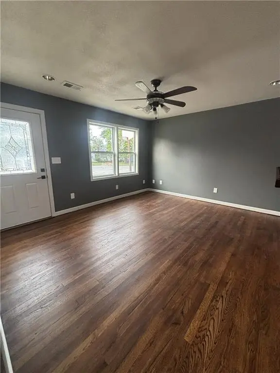 1713 Main ST, Osawatomie, KS 66064