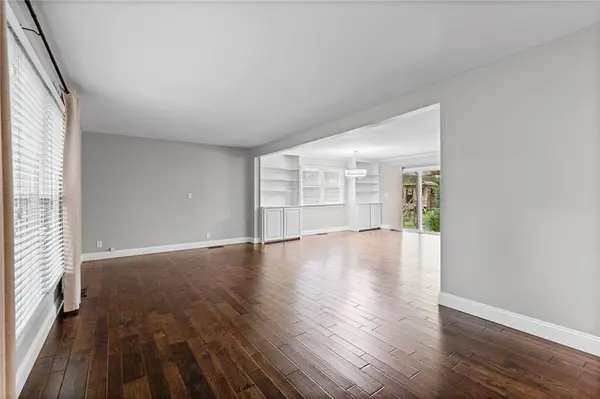 9439 Connell DR, Overland Park, KS 66212