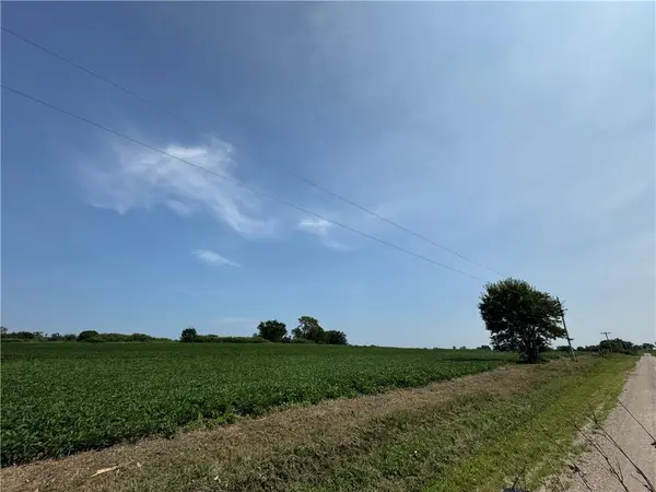 00000 S Hoch RD, Burlingame, KS 66413