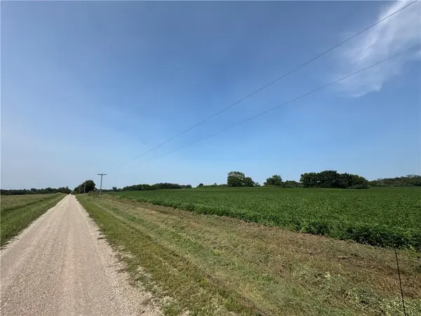 00000 S Hoch RD, Burlingame, KS 66413