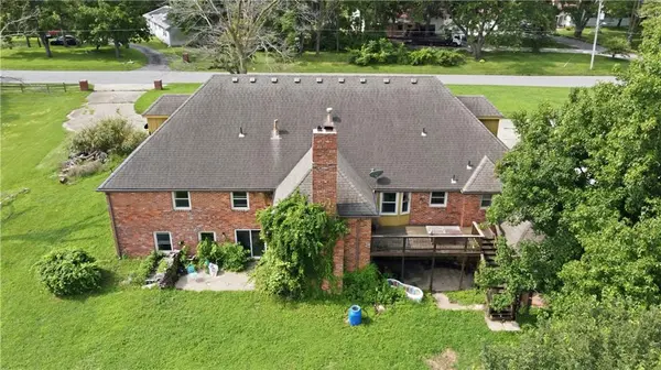 5423 Phelps RD, Kansas City, MO 64136