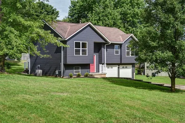 15608 Ann AVE, Belton, MO 64012