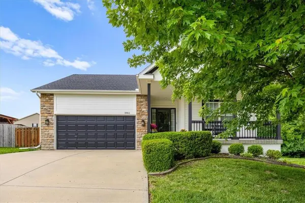3901 NW Old Stagecoach RD, Kansas City, MO 64154