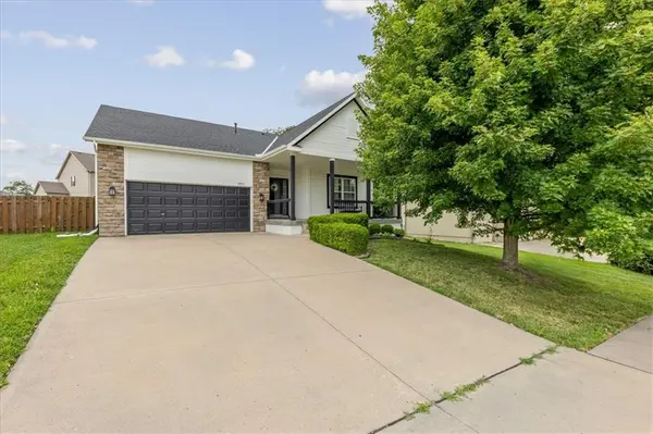 3901 NW Old Stagecoach RD, Kansas City, MO 64154
