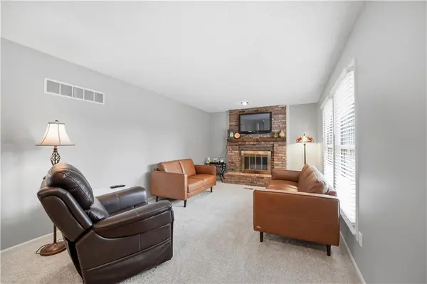 7928 N Euclid AVE, Kansas City, MO 64118