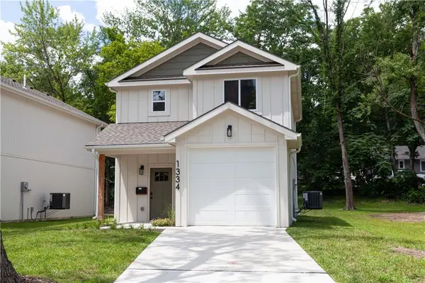 1334 S Pope AVE, Independence, MO 64055