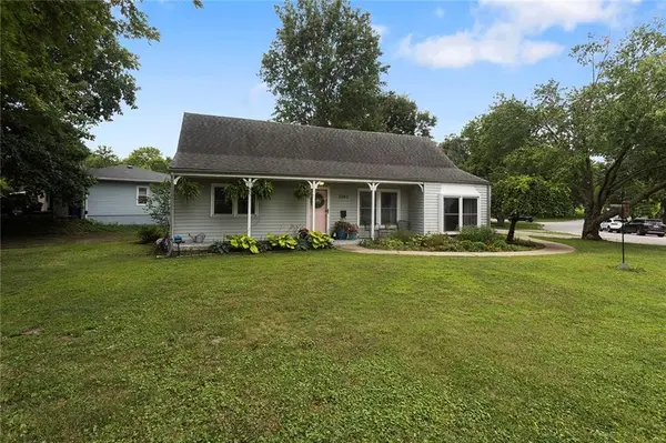 2003 NE 60th TER, Gladstone, MO 64118