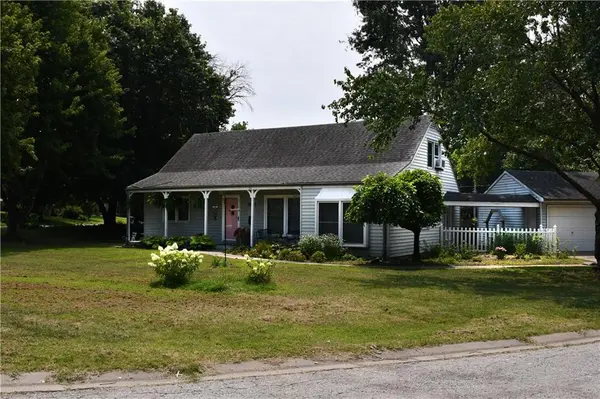2003 NE 60th TER, Gladstone, MO 64118