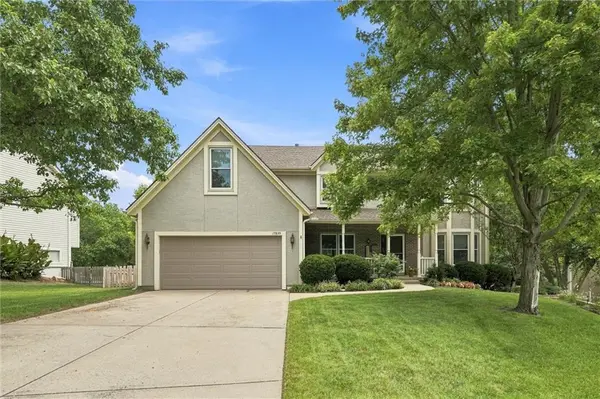 17835 W 69th ST, Shawnee, KS 66217