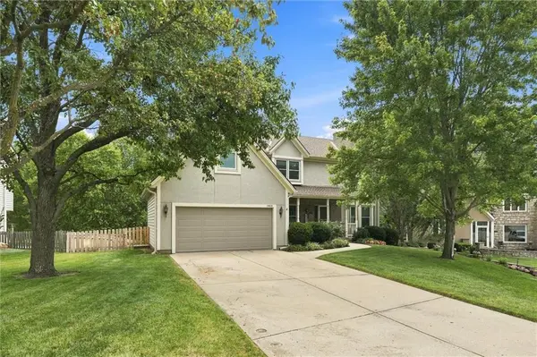 17835 W 69th ST, Shawnee, KS 66217