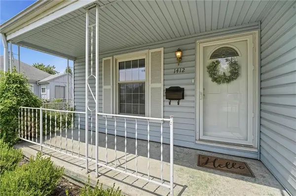 1412 E 23rd AVE, North Kansas City, MO 64116
