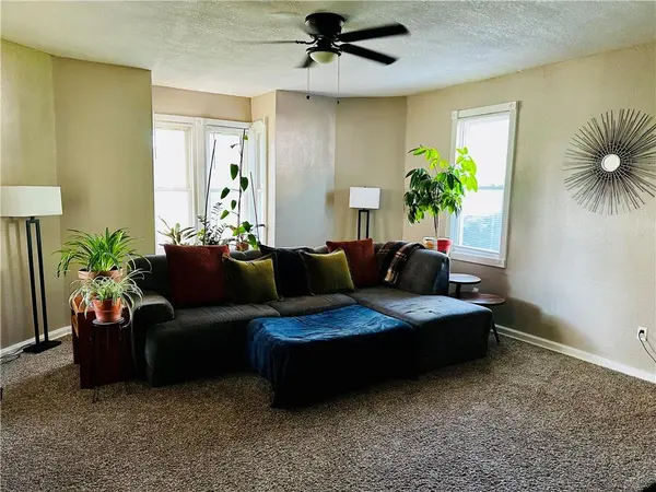 516 Linn ST, Leavenworth, KS 66048