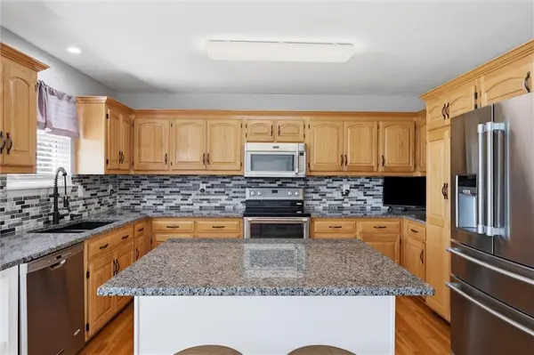 27520 Normandy RD, Louisburg, KS 66053