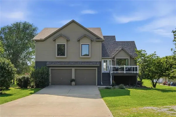 27520 Normandy RD, Louisburg, KS 66053