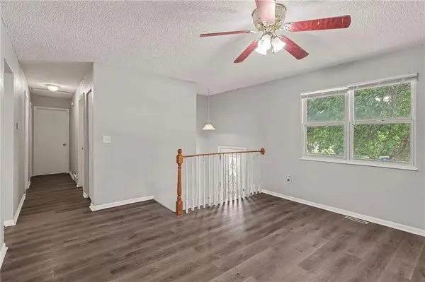 1110 R D Mize RD, Grain Valley, MO 64029